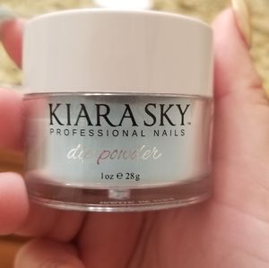 Kiara Sky Dip Powder in "Sweet Tooth"